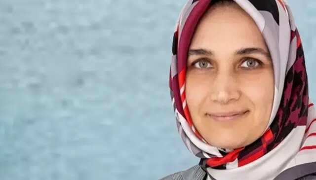 İçişleri Bakanlığı’na kritik atama! İlk türbanlı vali bakan yardımcısı oldu