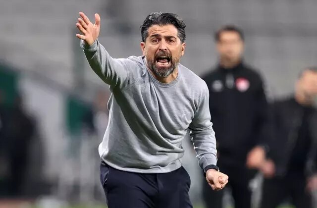 İlhan Palut’tan Galatasaray galibiyeti sonrası camiasına sevinç uyarısı