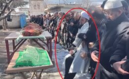 İmam; kardeşi, yengesi ve yeğeninin cenaze namazını kıldırırken fenalık geçirdi