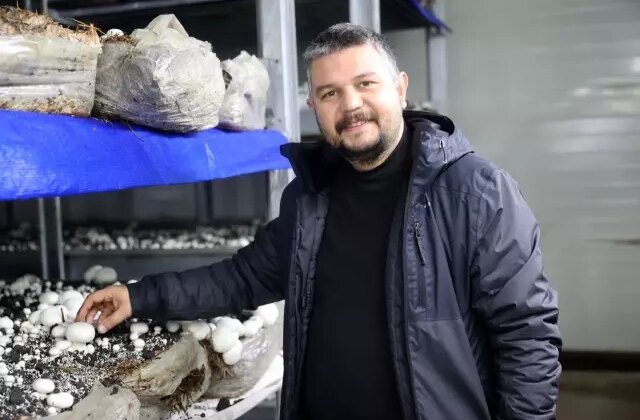 İngilizce öğretmenliğini bırakıp kurduğu tesiste ayda 60 ton üretim yapıyor