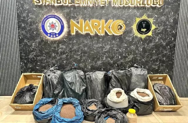 İstanbul’da kahveye emdirilmiş 374 kilo 600 gram uyuşturucu madde ele geçirildi
