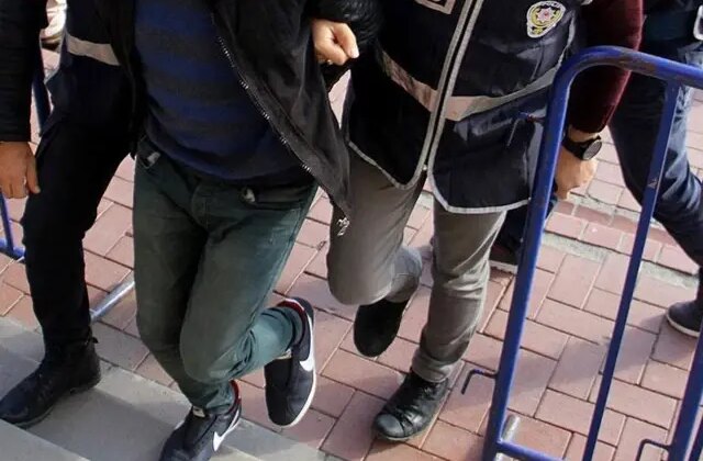 11 ildeki FETÖ operasyonunda yakalanan 52 vergi müfettişi tutuklandı