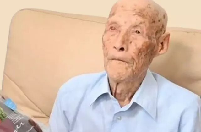 Japonya’nın en yaşlı erkeği 111 yaşında öldü