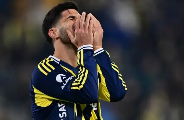 Kadıköy’de inanılmaz son! 90+5’te öne geçen Fenerbahçe, 90+11’de yıkıldı