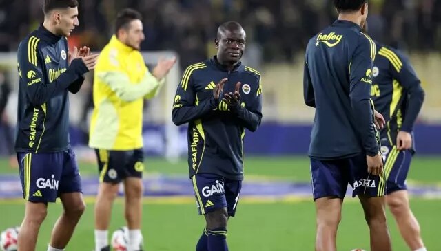 Kante’den Fener taraftarını mest eden hareket