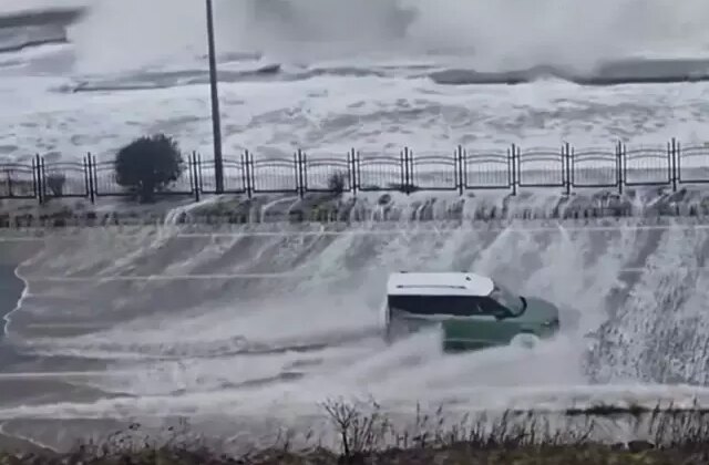 Karadeniz taştı, Rizelinin anlatımı güldürdü: Bataysun ula dur!