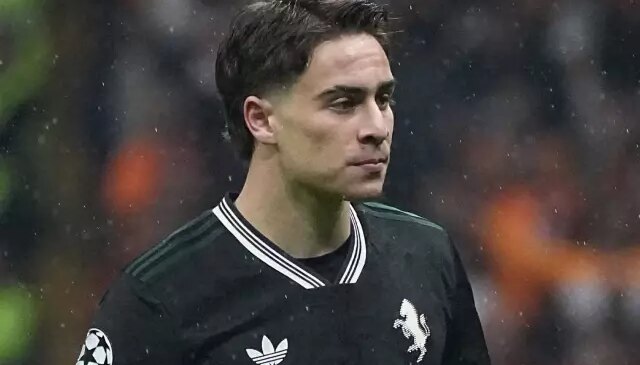 Kenan Yıldız, RAMS Park’ta ayakta alkışlandı