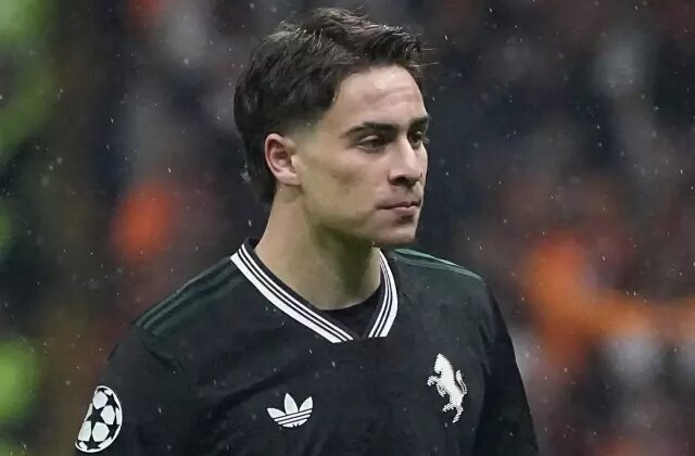 Kenan Yıldız, RAMS Park’ta ayakta alkışlandı