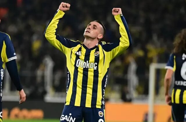 Kerem Aktürkoğlu’ndan taraftarlara mesaj