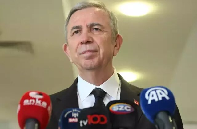 Kulisleri hareketlendiren ziyaret: Mansur Yavaş, İYİ Parti binasına geldi