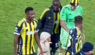 Maçtan günler sonra ortaya çıkan görüntü! N’Golo Kante’nin mahcup olduğu an