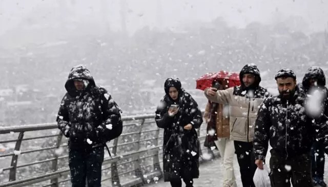 Megakente kar geri geliyor! Saatler içinde sürpriz var