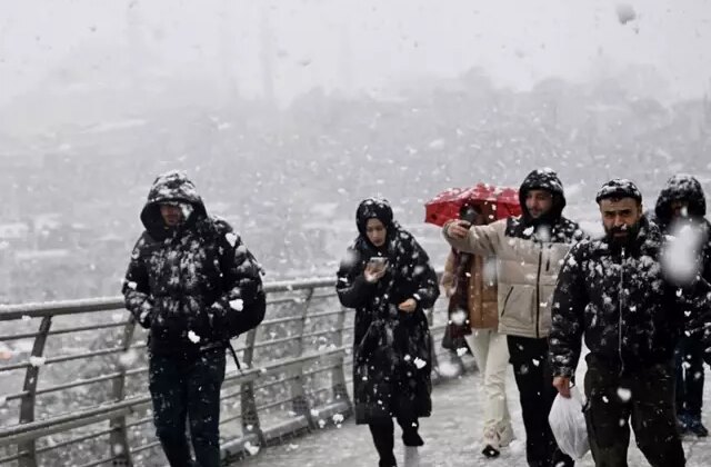 Megakente kar geri geliyor! Saatler içinde sürpriz var