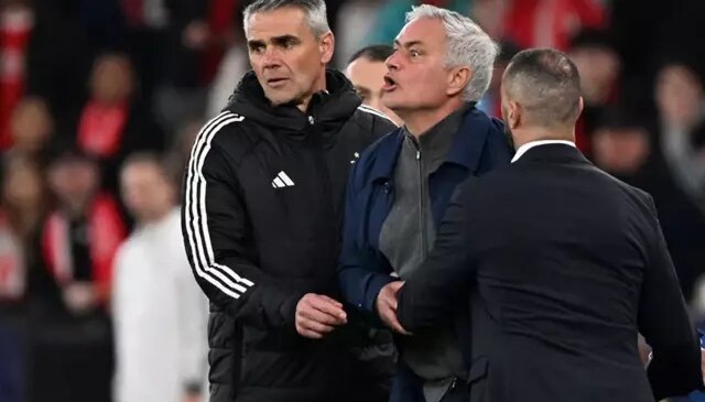 Mourinho’nun başı söyledikleri nedeniyle dertte