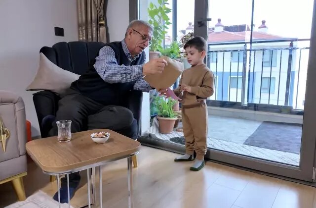 Bakan Kurum, küçük Yusuf ve dedesinin hikayesini paylaştı