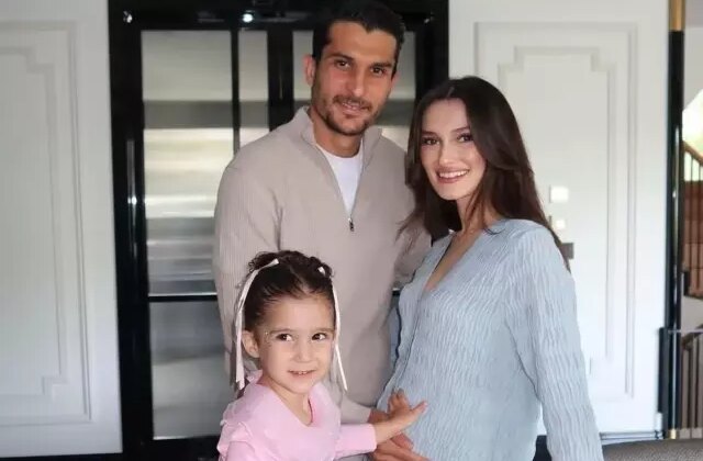 Necip Uysal ikinci kez baba oldu