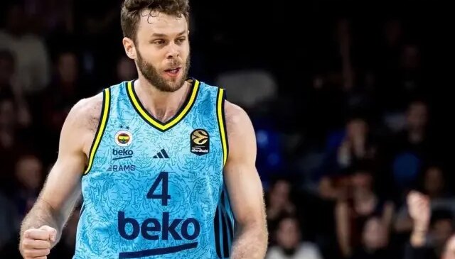 Nicolo Melli ameliyat olacak! İşte parkelerden uzak kalacağı süre