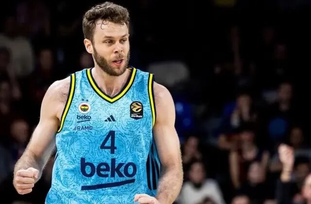 Nicolo Melli ameliyat olacak! İşte parkelerden uzak kalacağı süre