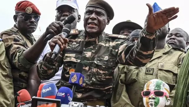 Nijer’den gündem yaratan mesaj: Fransa ile savaşa gireceğiz