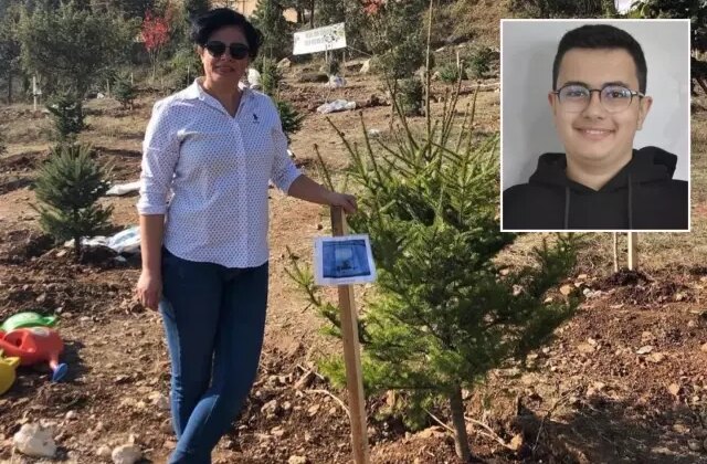 Oğlunun mezarı başında kalp krizi geçiren anne hayatını kaybetti