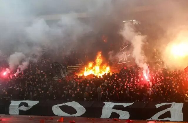 Olaylı derbide ortalık savaş alanına döndü! İşte kazanan