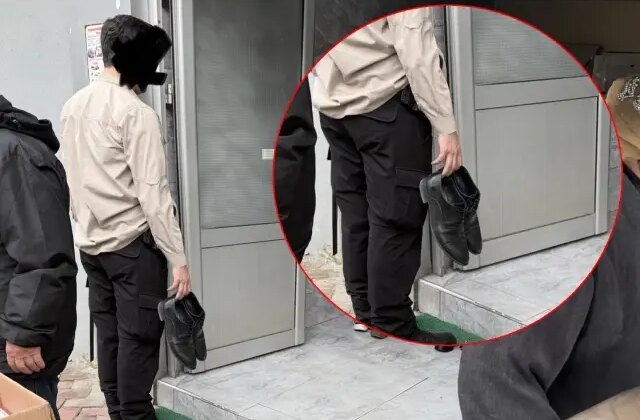 Polis elinde ayakkabıyla kaymakamı bekledi, tepkiler sonrası açıklama geldi