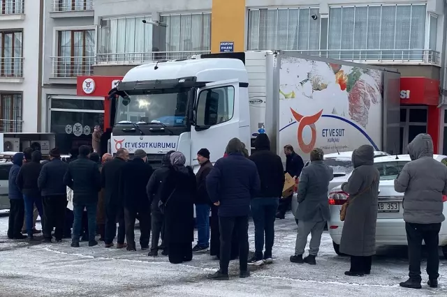 ramazan gunu eksi 4 derecede saatlerce kuyrukta 19607235 6397 o