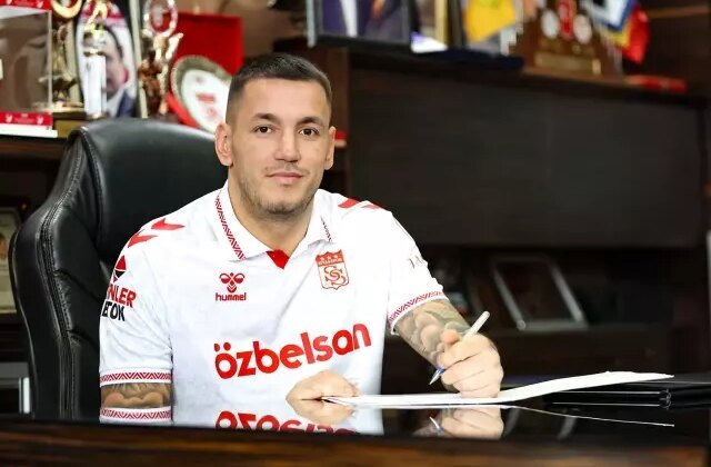 Rey Manaj, yeniden Sivasspor’da