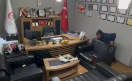 Sağlık çalışanı, kendi kendine yaptığı Heimlich manevrası ile hayata tutundu: o anlar kamerada