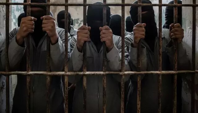 Türkiye’yi de yakından ilgilendiriyor! Suriye’de DEAŞ’lı teröristler kamptan kaçtı