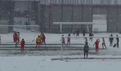 Şampiyonluk aşkı engel tanımıyor! Bu karda sahaya çıktılar