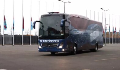 Samsun’da Trabzonspor takım otobüsüne taşlı saldırı: Sporcularımızın can güvenliği açık şekilde tehdit altında