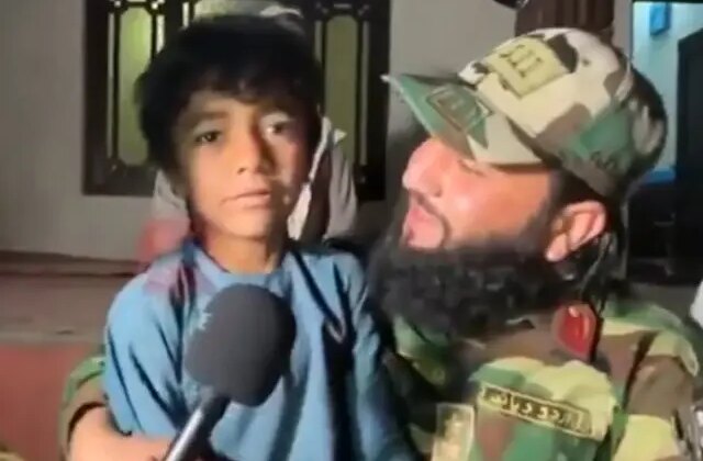 Komşu komşuyu vurdu, bir gecede ailesinden 17 kişiyi kaybetti