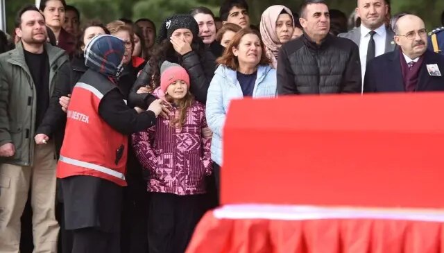 Şehit babaya son veda