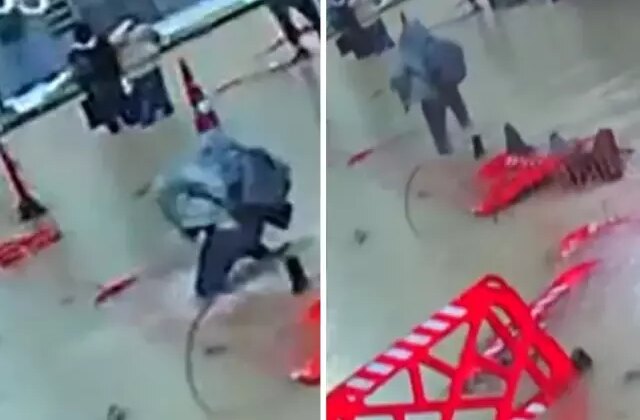 Sel sularının altında kalan çukura düştü! O anlar kameralarda