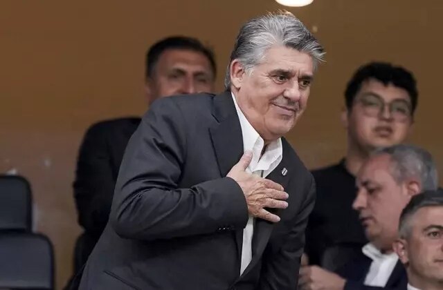 Serdal Adalı galibiyet gelir gelmez soluğu orada aldı