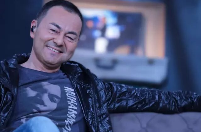 Serdar Ortaç, YouTube programı hazırlığında