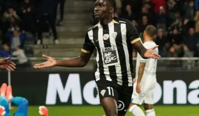 Sidiki Cherif, Fenerbahçe için İstanbul’da