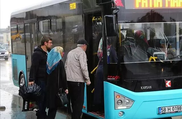 Sivas Mehmet Amca’yı konuşuyor! Toplu taşıma rekoru kırdı, rakam “pes” dedirtti