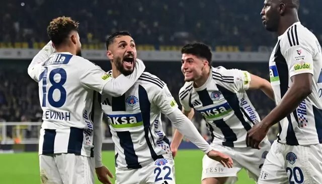 Süper Lig’de çektiği ilk isabetli şutta Fenerbahçelilerin hayallerini çaldı