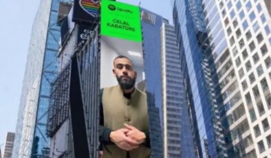 Times Meydanı’nda bir Türk yıldızı: Celal Karatüre dünya listelerini sallıyor