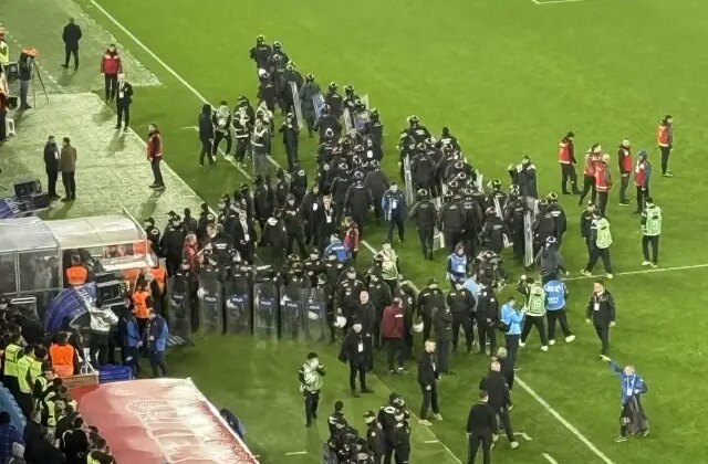 Trabzonspor taraftarı maç biter bitmez çılgına döndü
