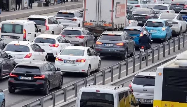 Trafik kanunu sil baştan: Bunu yapan artık 5 bin lira ceza ödeyecek