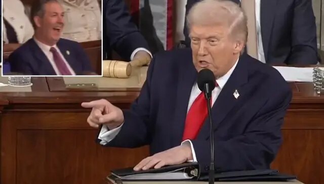 Trump parmağıyla gösterip hedef aldı: Bu insanlar deli, gerçekten deli