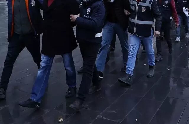 Türkiye güne operasyonla başladı! Çok sayıda gözaltı var