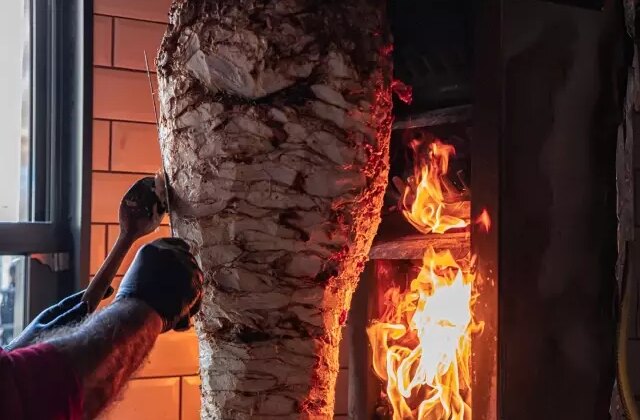 Türkiye’nin dev döner zinciri satılıyor! İşte istenen ücret