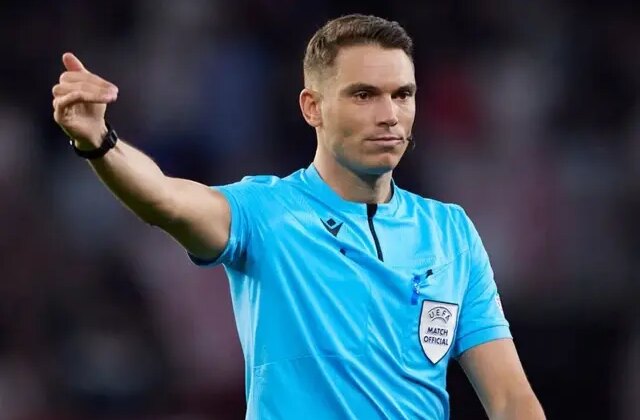 Fenerbahçe-Nottingham Forest maçını yönetecek hakem belli oldu