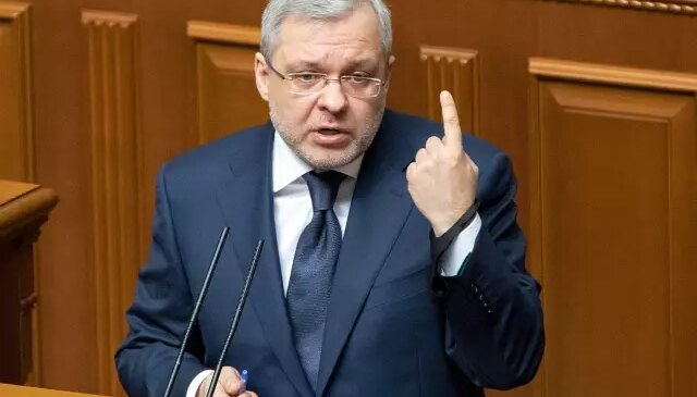 Ukrayna’nın eski Enerji Bakanı Halushchenko ülkeden kaçarken gözaltına alındı