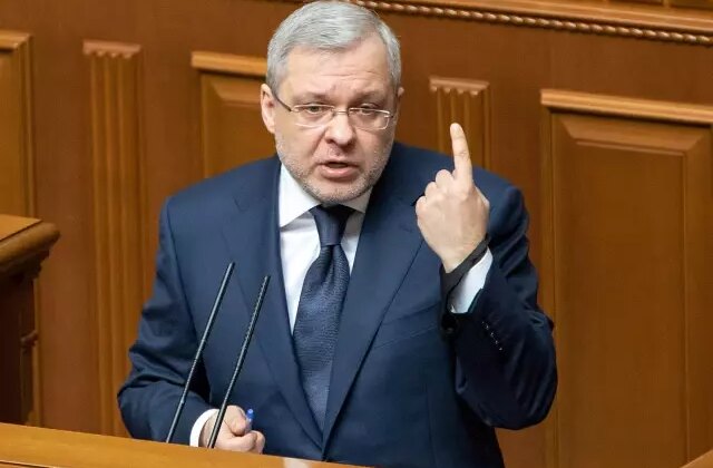 Ukrayna’nın eski Enerji Bakanı Halushchenko ülkeden kaçarken gözaltına alındı