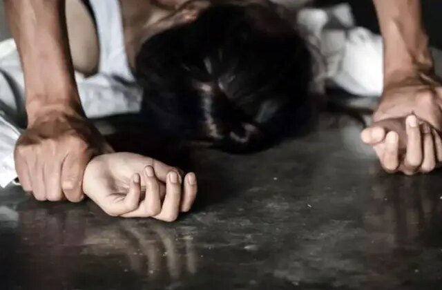 Ünlü futbolcu hakkında tecavüz suçlamasıyla dava açıldı